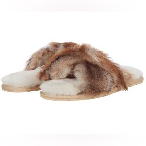 Women’s EMU Mayberry Lava slippers Sz 5